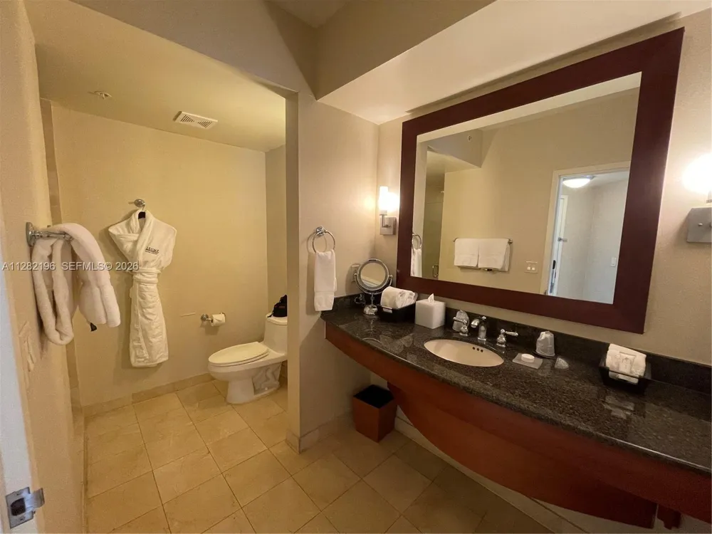 18001 Collins Ave #2912+Terrace Sunny Isles Beach, FL 33160