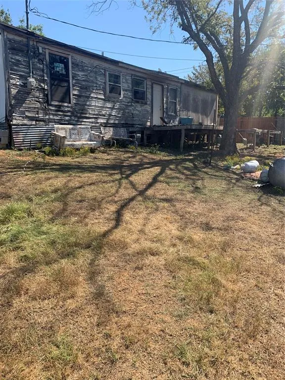 242 W Sayers Drive W Mansfield, TX 76063