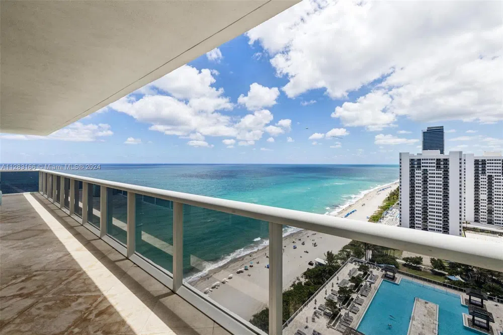 1830 S OCEAN DR #2102 Hallandale Beach, FL 33009