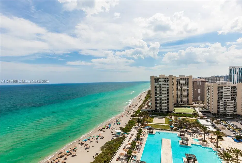 1830 S OCEAN DR #2102 Hallandale Beach, FL 33009