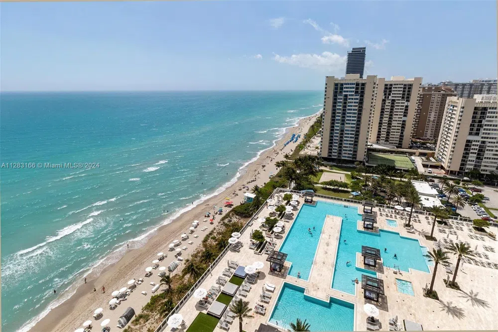 1830 S OCEAN DR #2102 Hallandale Beach, FL 33009