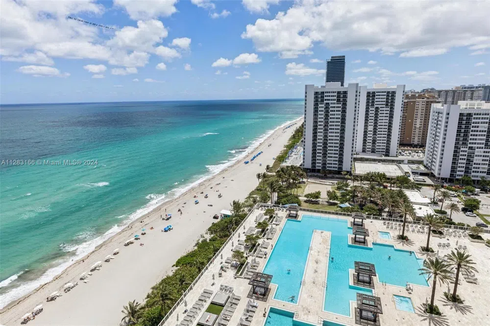 1830 S OCEAN DR #2102 Hallandale Beach, FL 33009