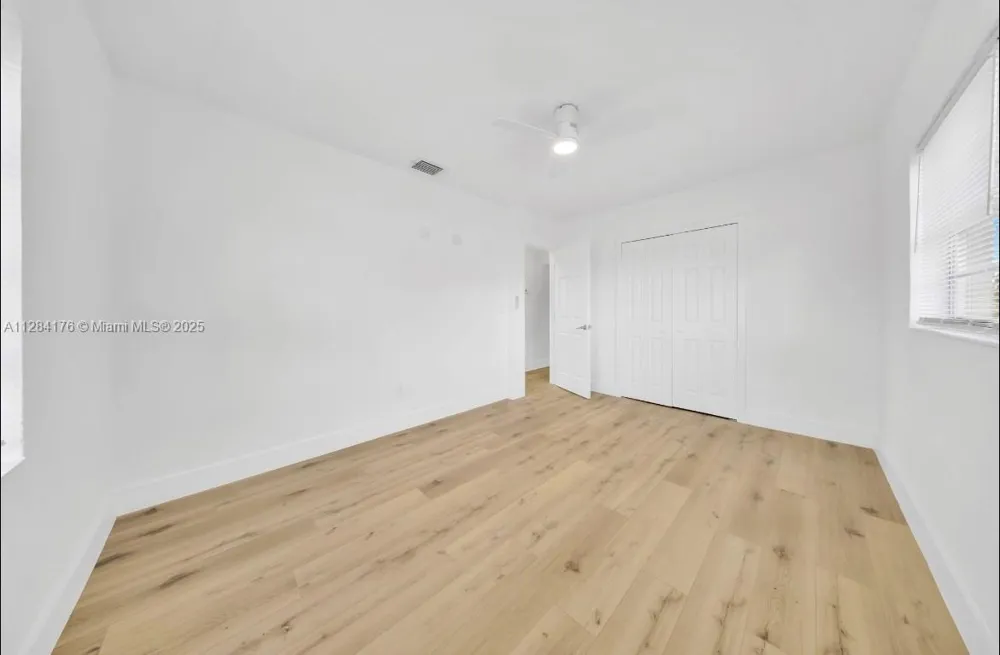 782 E 37th St Hialeah, FL 33013