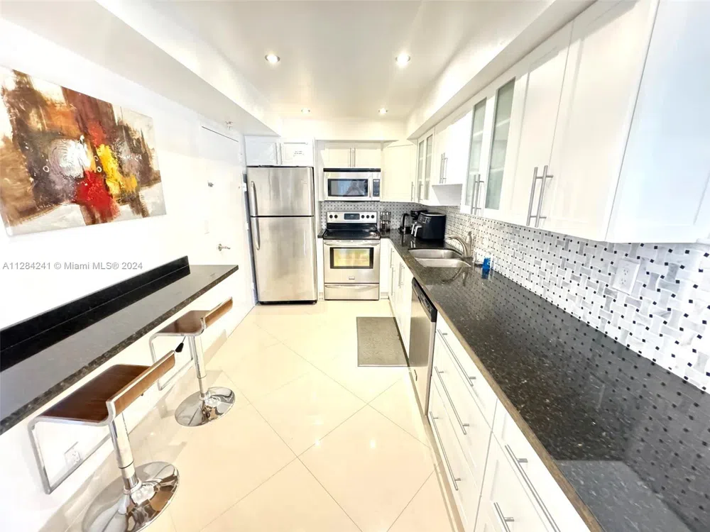 3901 S Ocean Dr #8E Hollywood, FL 33019