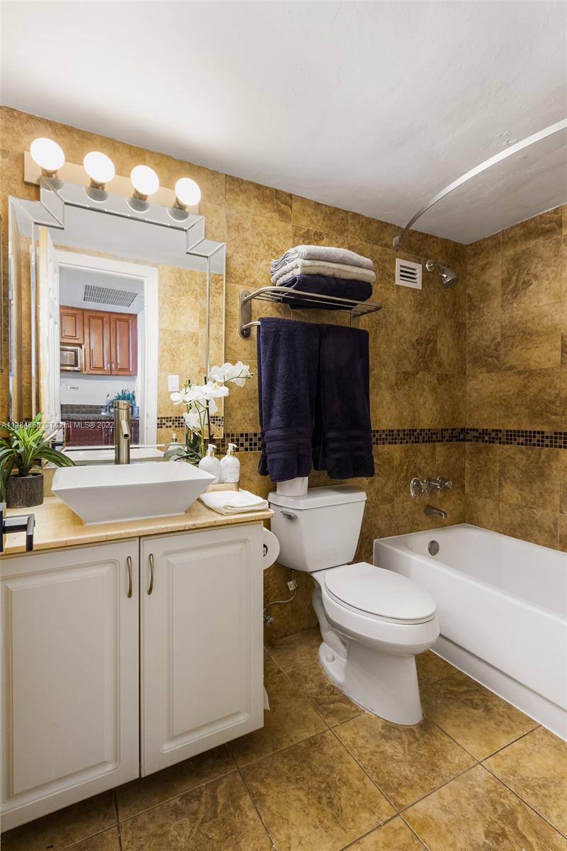 19201 Collins Ave #641 Sunny Isles Beach, FL 33160