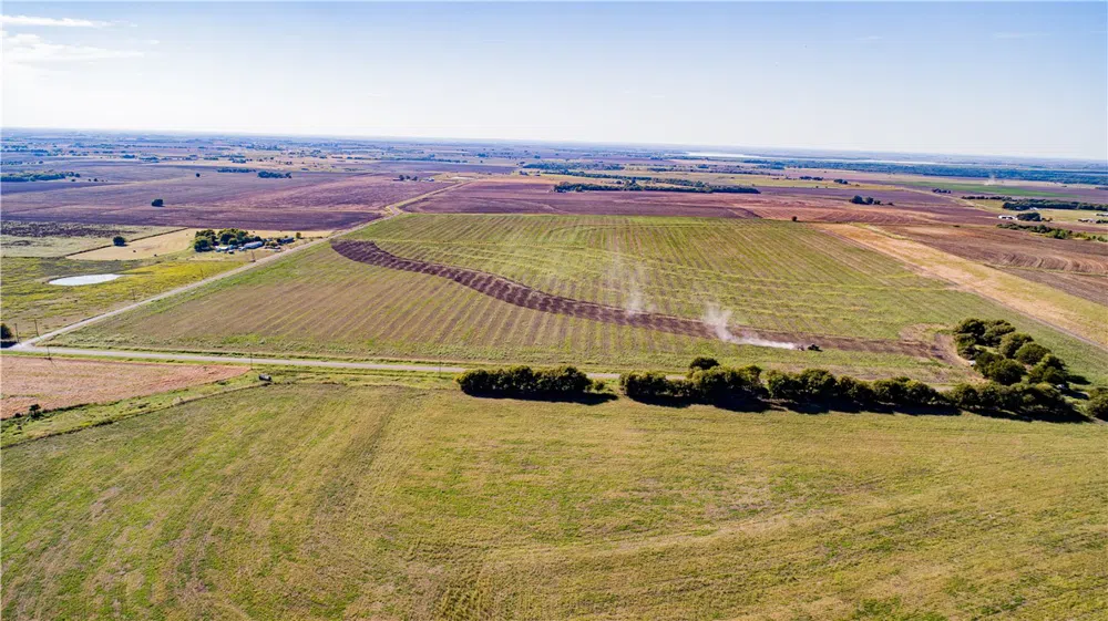450 Fm 1063 Thrall, TX 76578