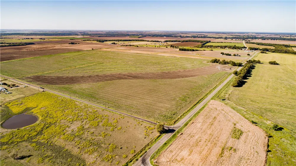 450 Fm 1063 Thrall, TX 76578