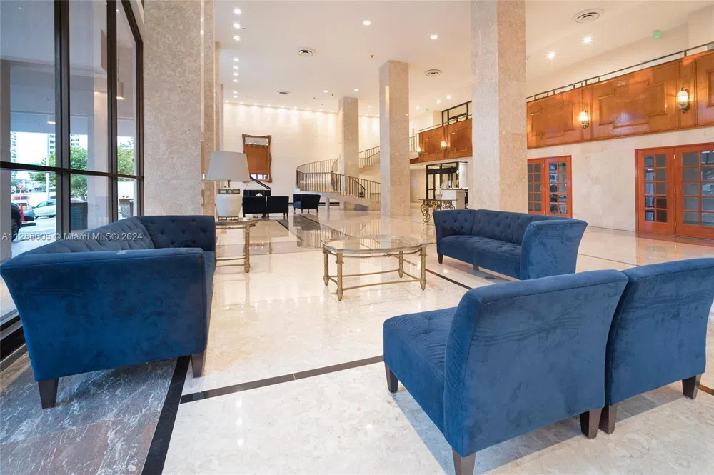 5601 Collins Ave #1206 Miami Beach, FL 33140