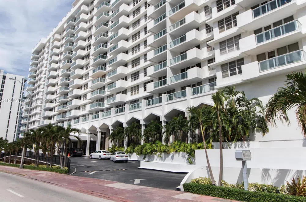 5601 Collins Ave #1206 Miami Beach, FL 33140