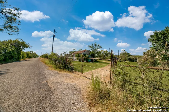 000 Cr 145 Kenedy, TX 78119
