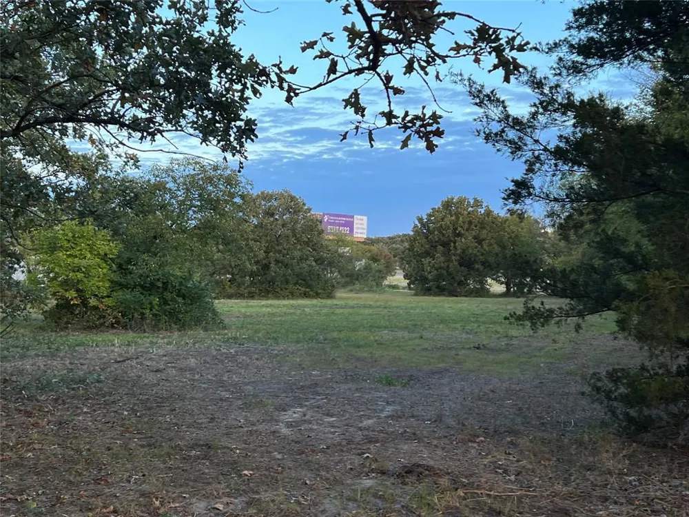 1300 Shannon Road W Sulphur Springs, TX 75482