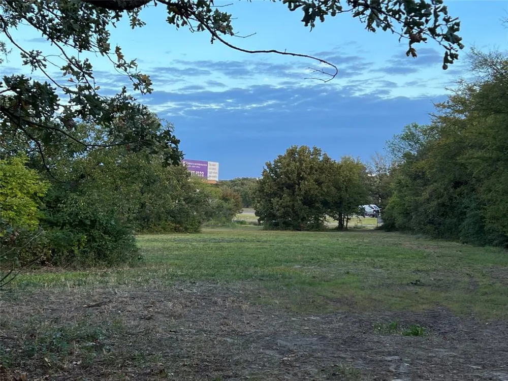 1300 Shannon Road W Sulphur Springs, TX 75482
