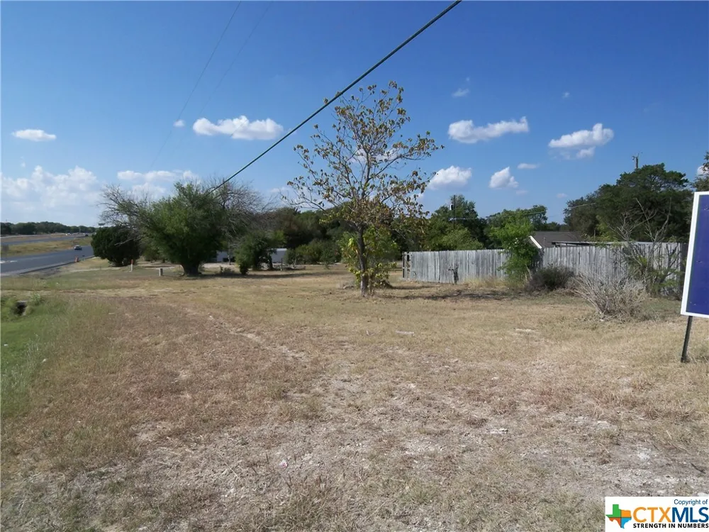 1901 W US HWY 190 I-14 Belton, TX 76513