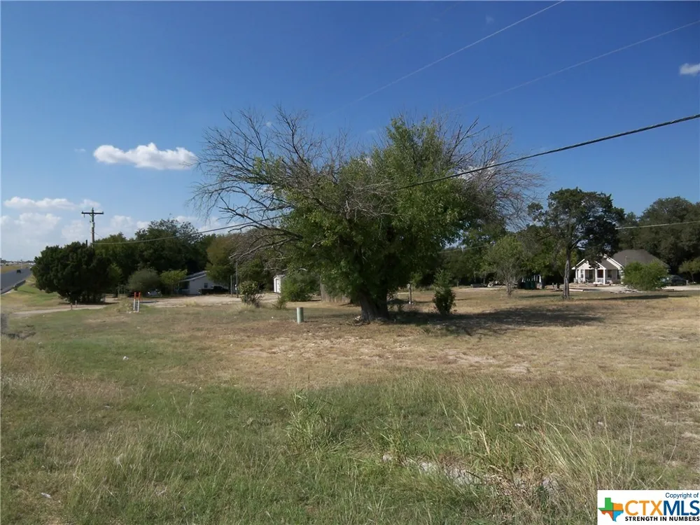 1901 W US HWY 190 I-14 Belton, TX 76513