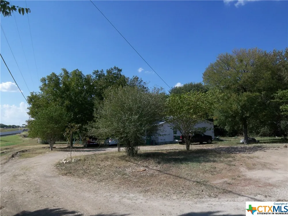 1901 W US HWY 190 I-14 Belton, TX 76513