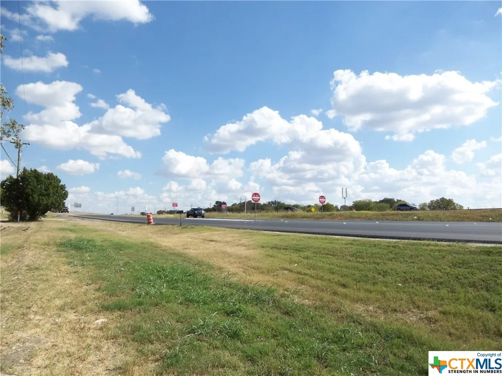 1901 W US HWY 190 I-14 Belton, TX 76513