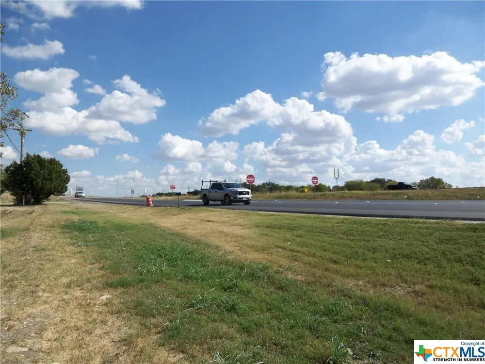 1901 W US HWY 190 I-14 Belton, TX 76513