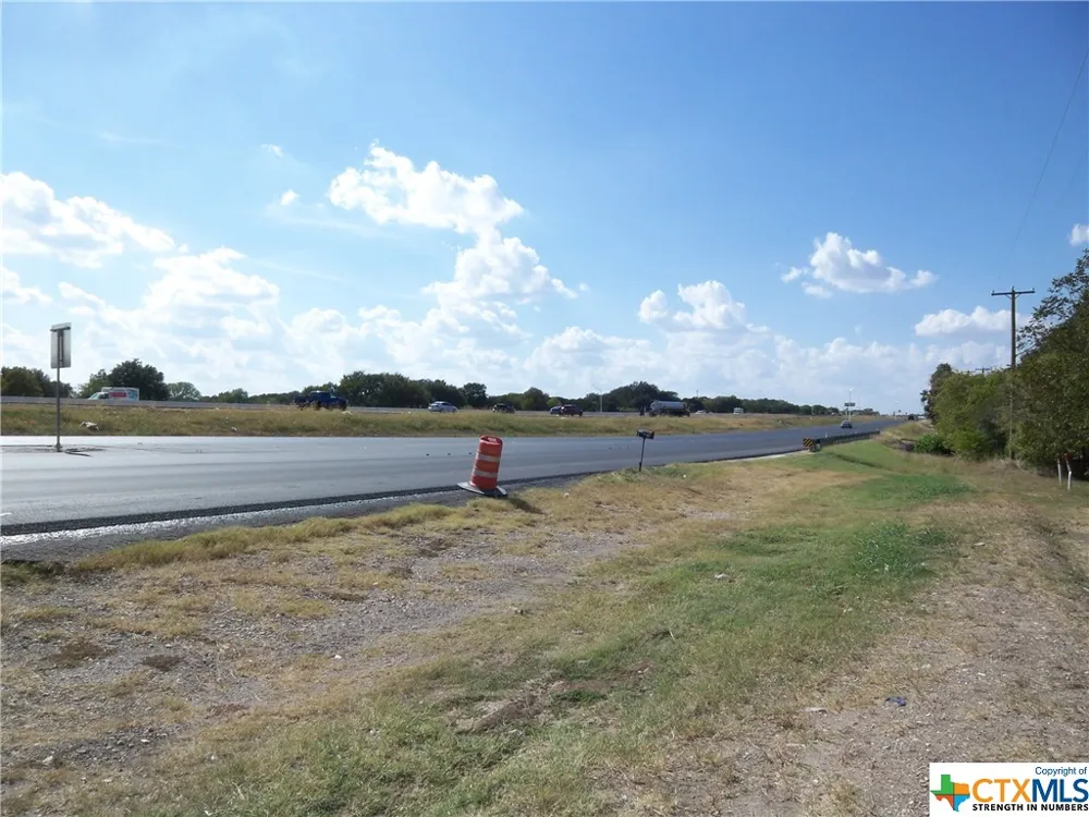1901 W US HWY 190 I-14 Belton, TX 76513