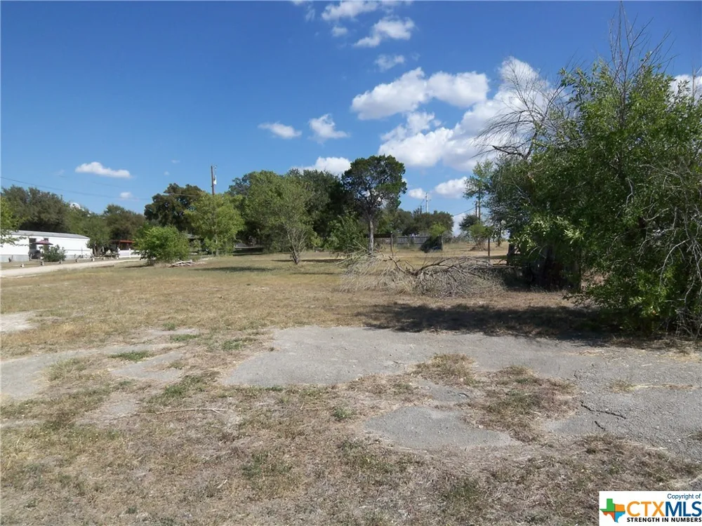 1901 W US HWY 190 I-14 Belton, TX 76513