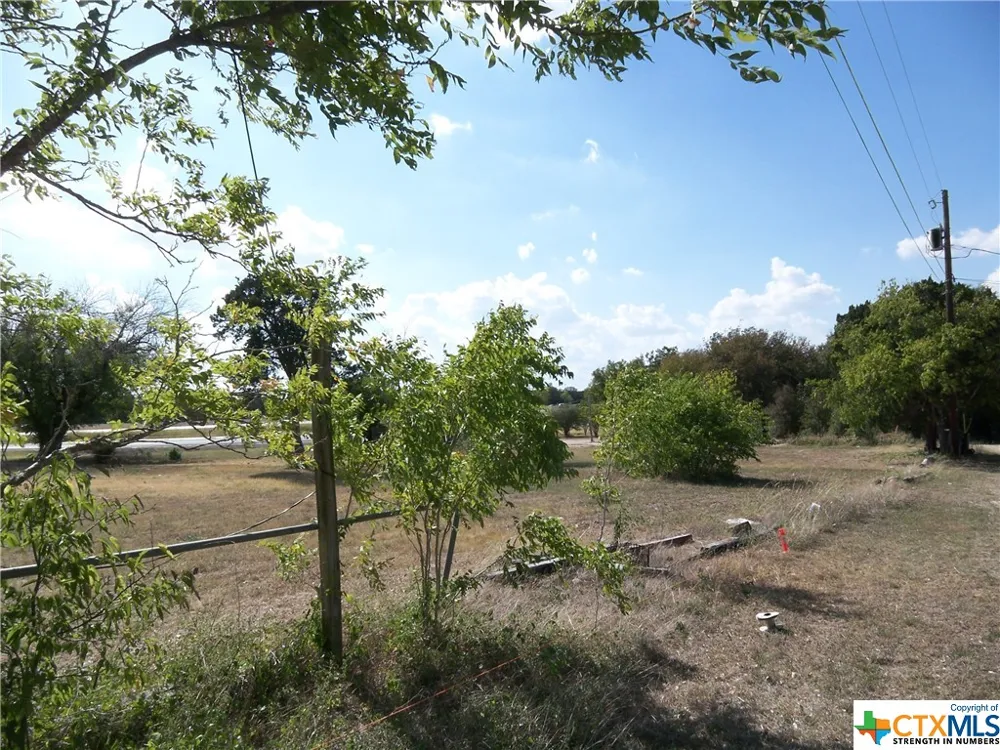 1901 W US HWY 190 I-14 Belton, TX 76513
