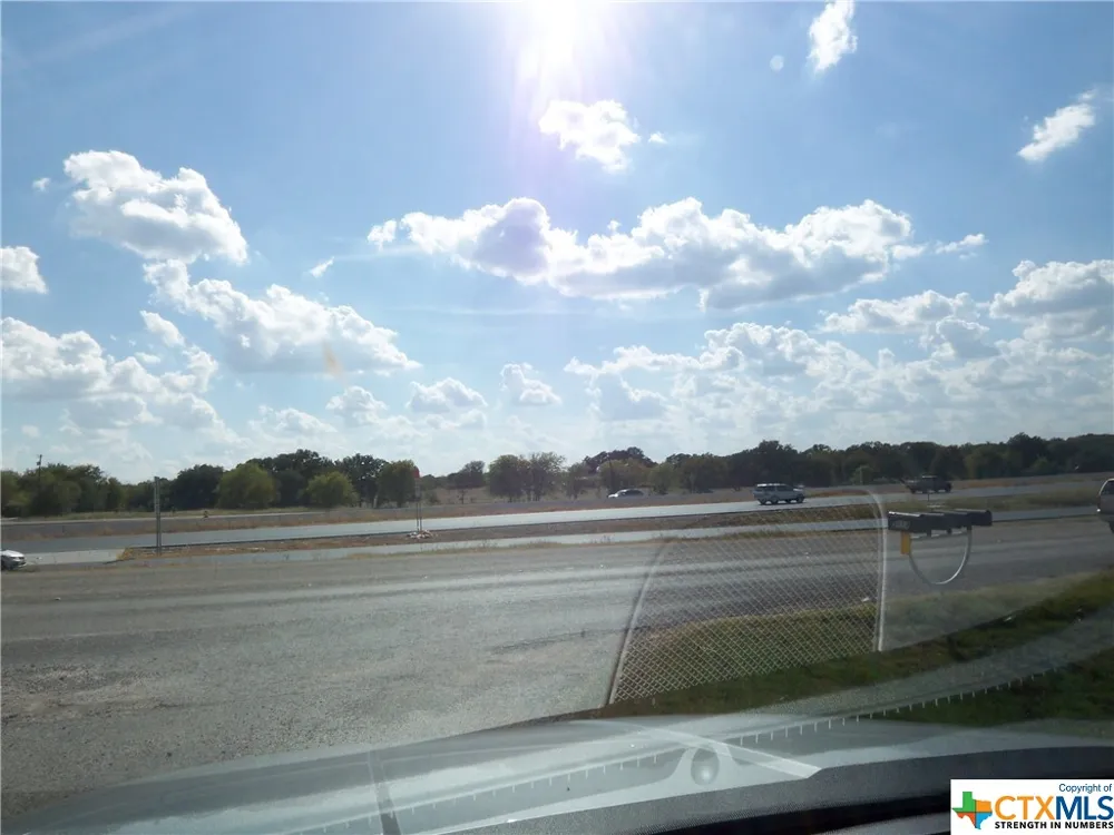 1901 W US HWY 190 I-14 Belton, TX 76513