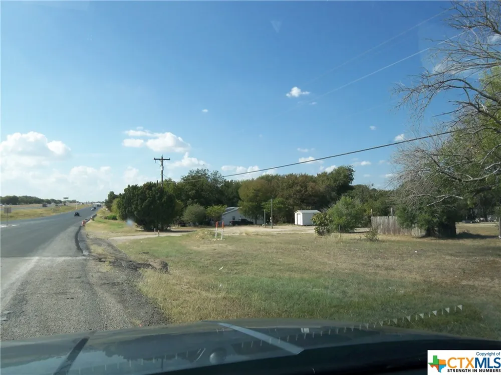 1901 W US HWY 190 I-14 Belton, TX 76513