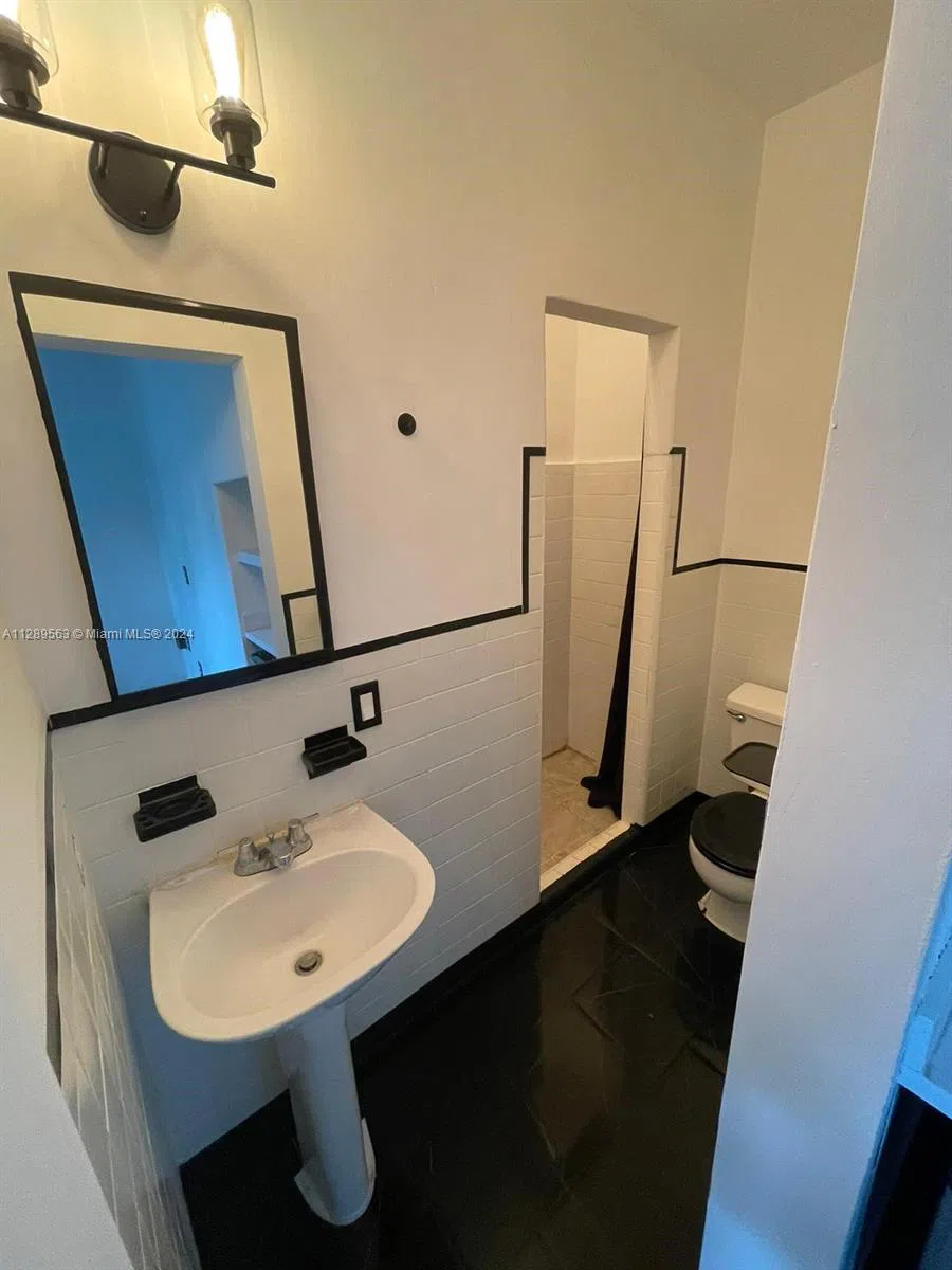 1455 Michigan Ave #7 Miami Beach, FL 33139