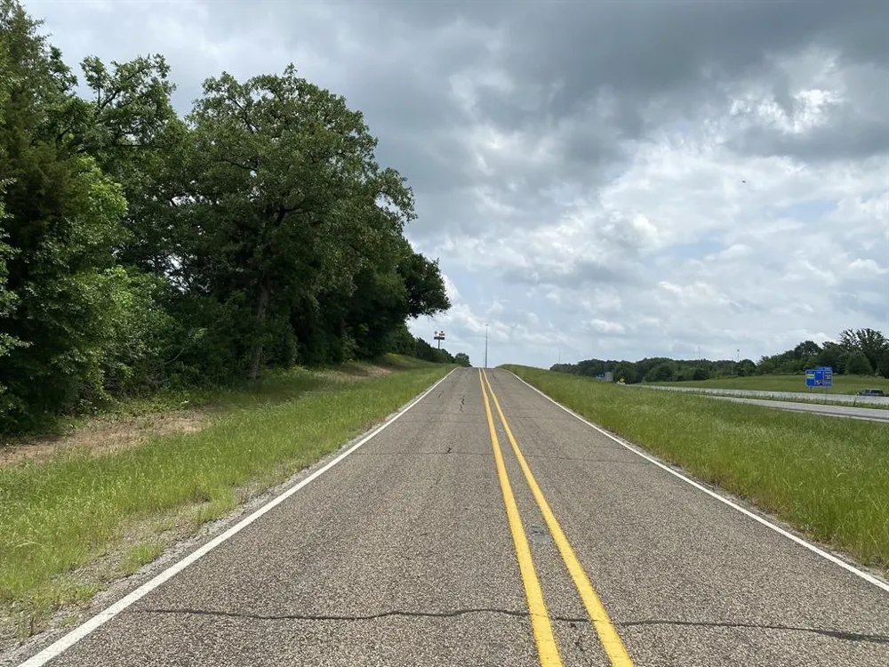 3402 I-20 Van, TX 75760