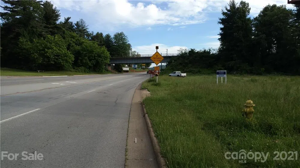 99999 Hendersonville Road Arden, NC 28704