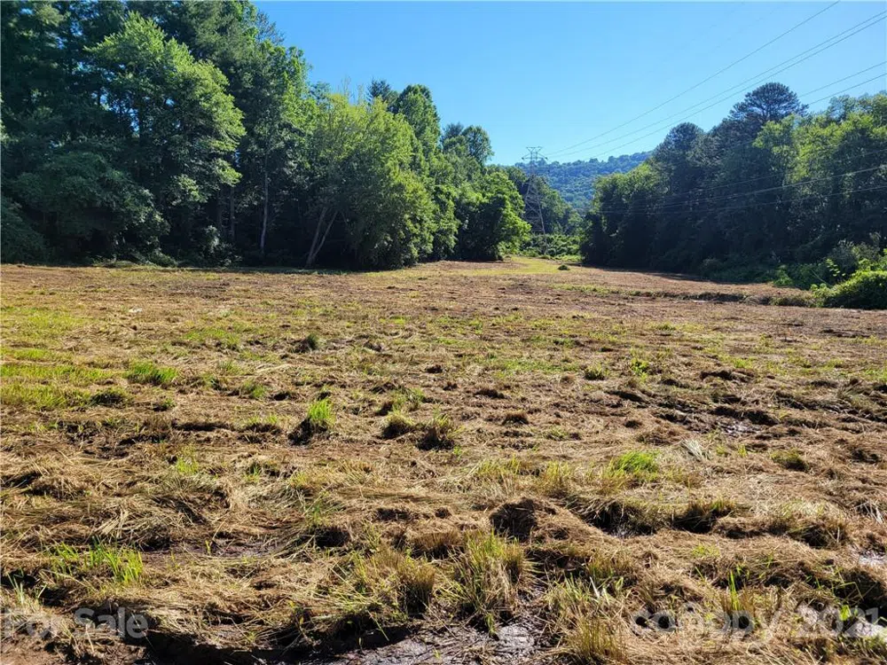 99999 Hendersonville Road Arden, NC 28704