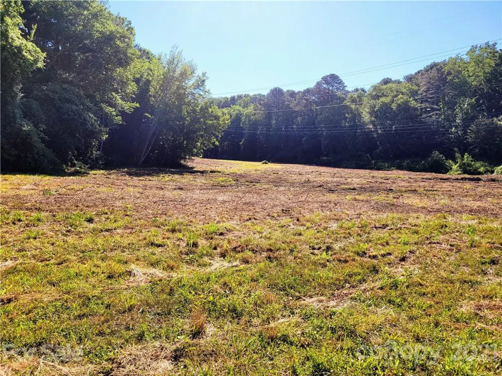 99999 Hendersonville Road Arden, NC 28704
