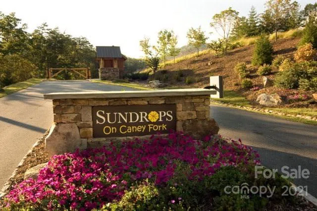 Lot 4 Wild Top Trail Cullowhee, NC 28723