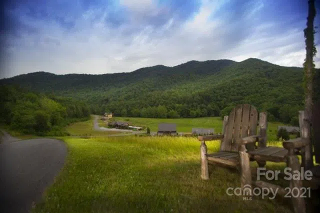 Lot 4 Wild Top Trail Cullowhee, NC 28723