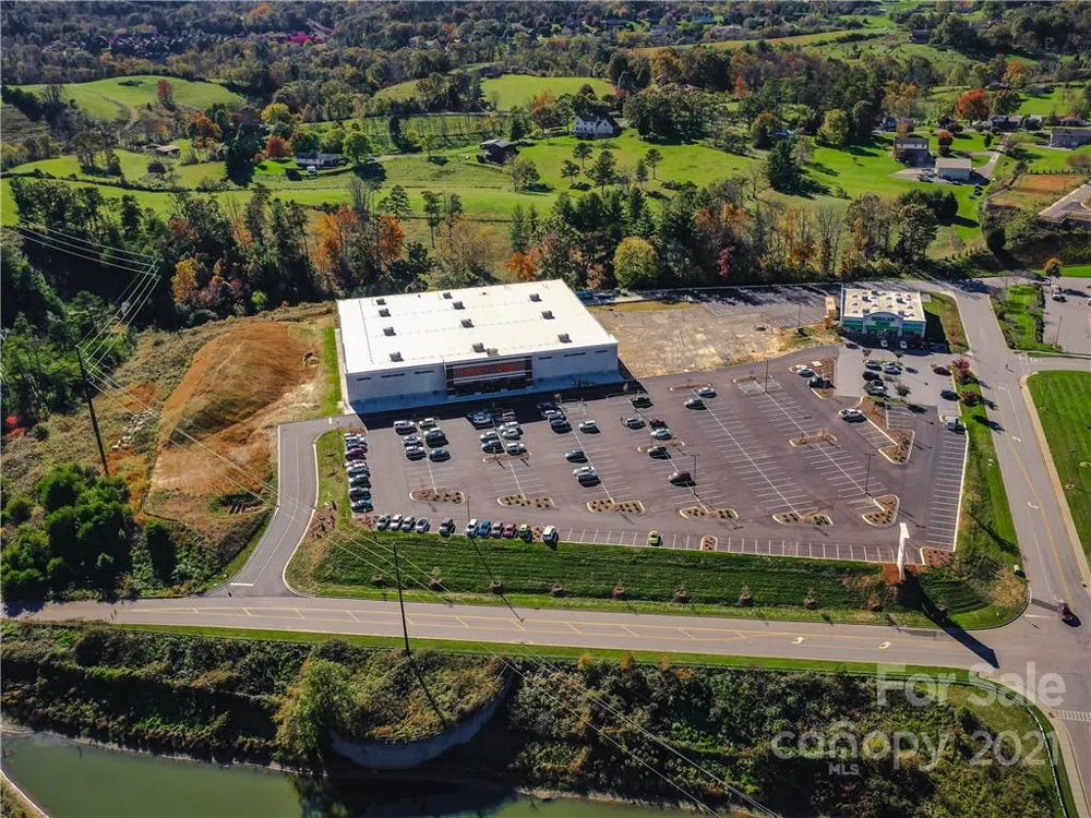 99999 Northridge Commons Parkway #1 Weaverville, NC 28787