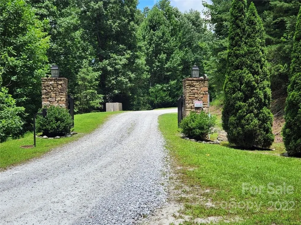 00 Summit Landing Drive #3 Zirconia, NC 28790