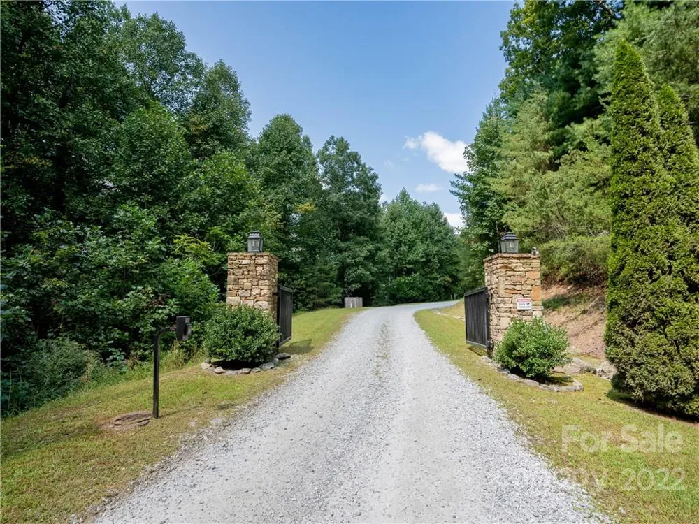 00 Summit Landing Drive #3 Zirconia, NC 28790