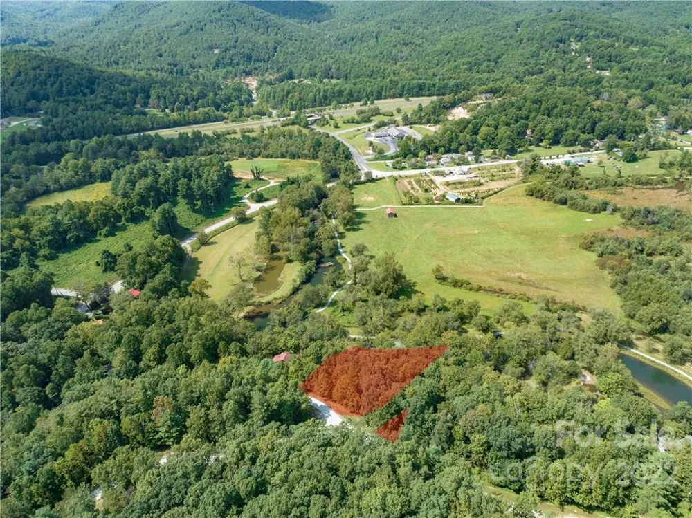 00 Summit Landing Drive #3 Zirconia, NC 28790