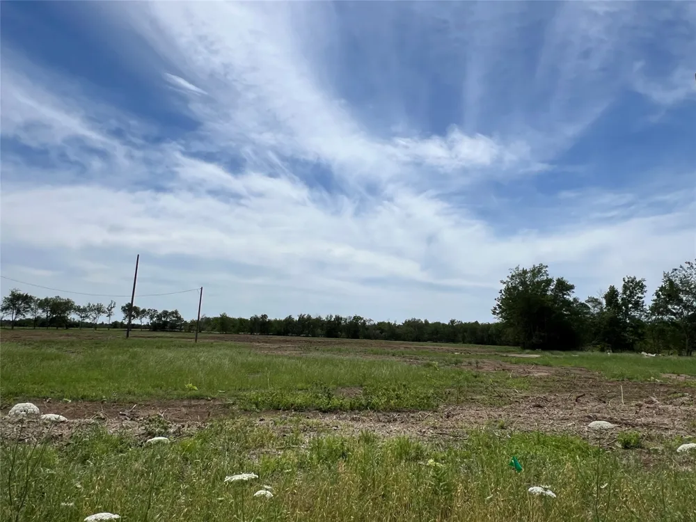 2122 Main Street Sulphur Springs, TX 75482