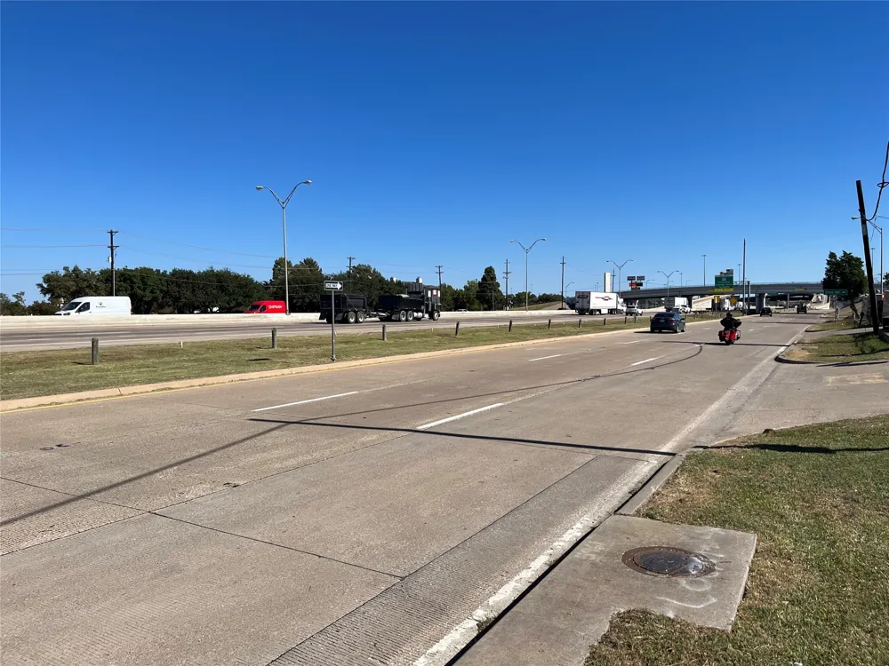 710 E Interstate 30 #B Garland, TX 75043