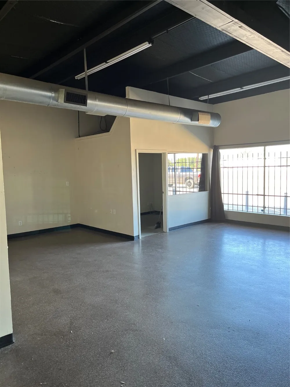 710 E Interstate 30 #B Garland, TX 75043