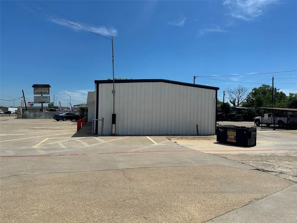 710 E Interstate 30 #B Garland, TX 75043