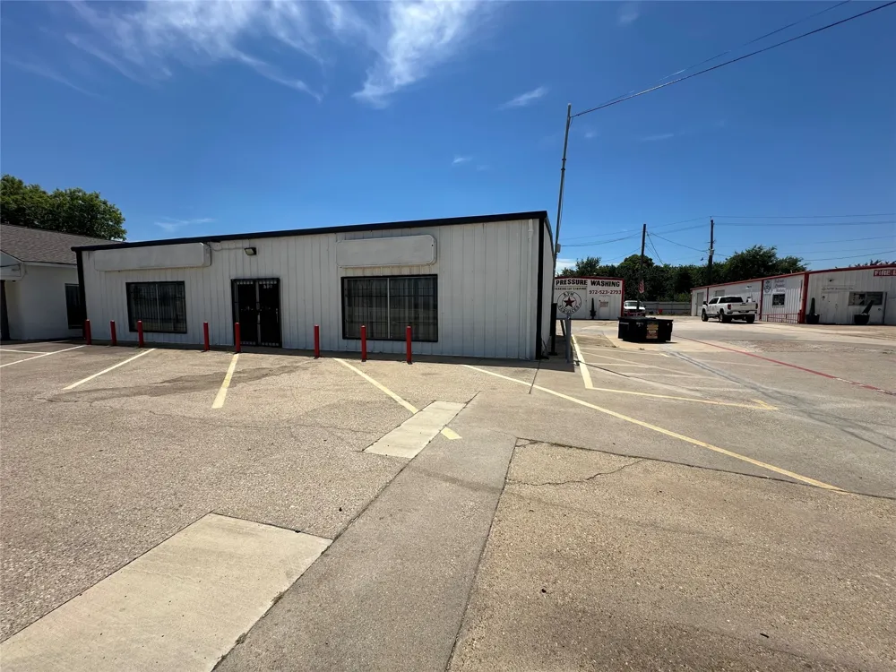 710 E Interstate 30 #B Garland, TX 75043