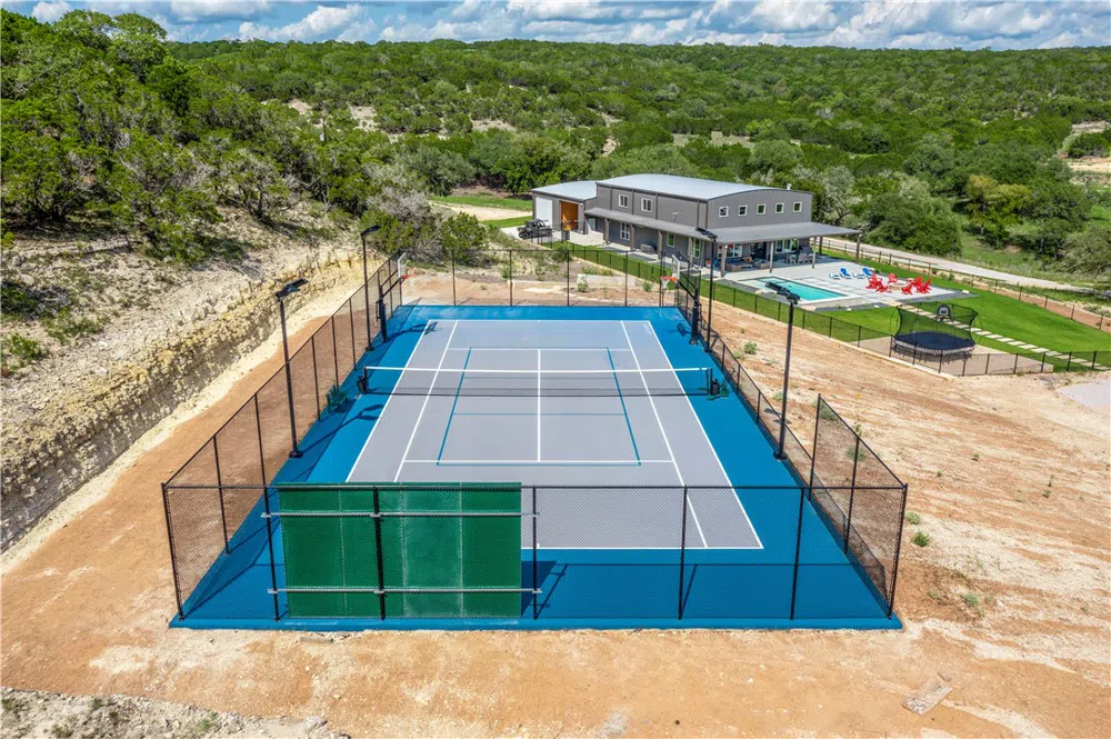 901 High Mountain Road Burnet, TX 78611