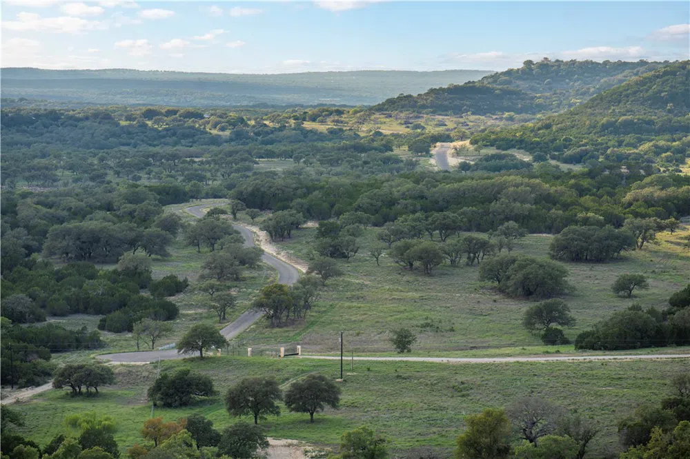 901 High Mountain Road Burnet, TX 78611