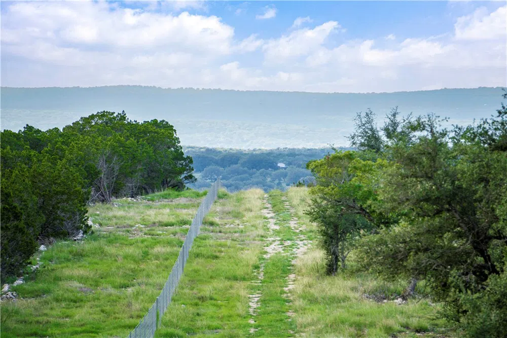 901 High Mountain Road Burnet, TX 78611