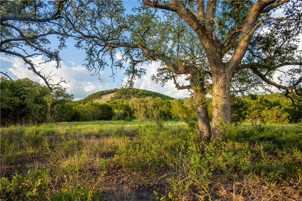 901 High Mountain Road Burnet, TX 78611