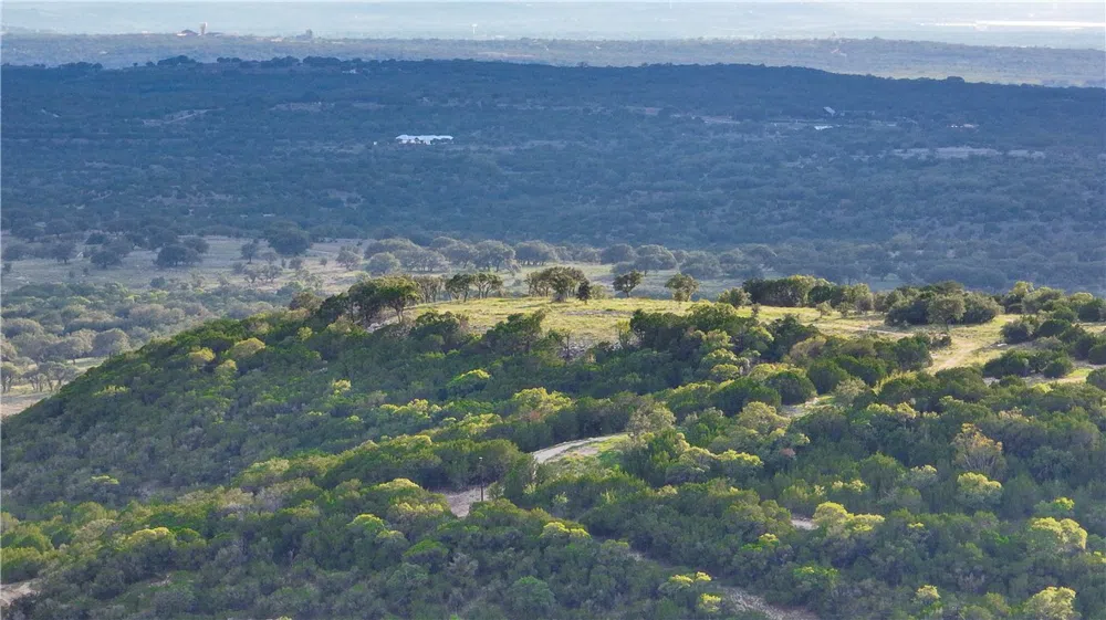 901 High Mountain Road Burnet, TX 78611