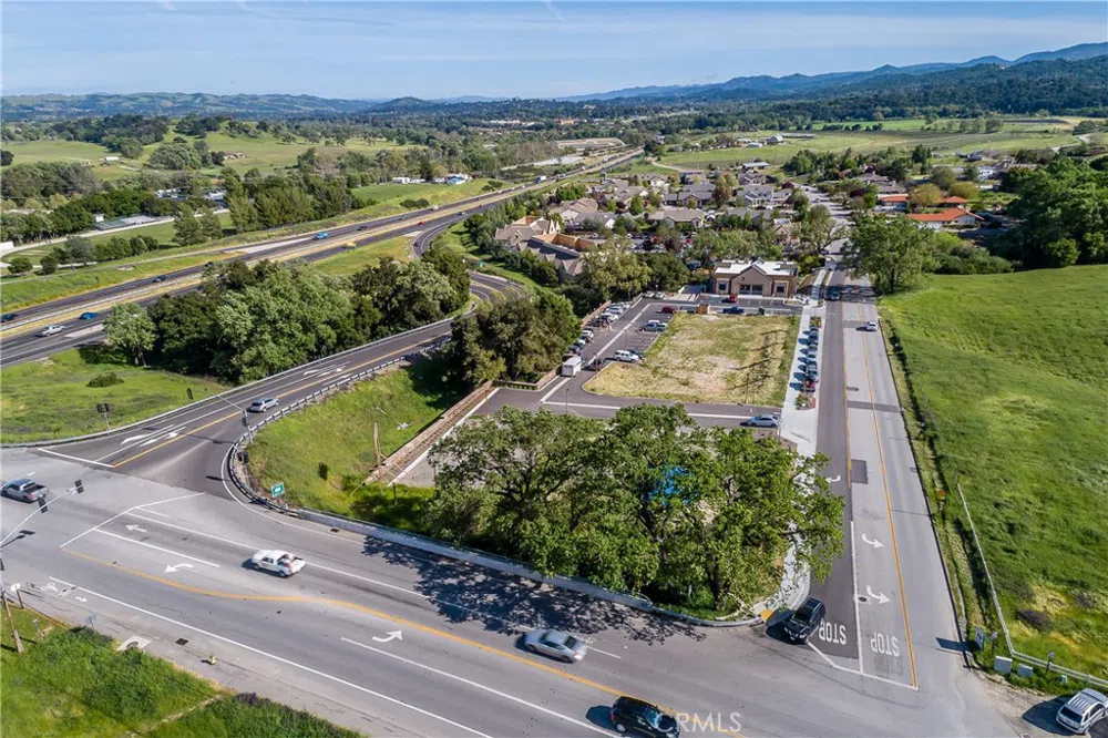 1055 Rossi Road Templeton, CA 93465