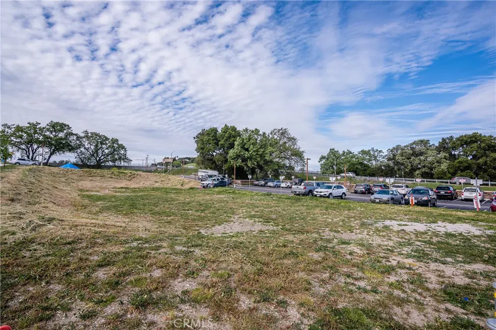 1055 Rossi Road Templeton, CA 93465