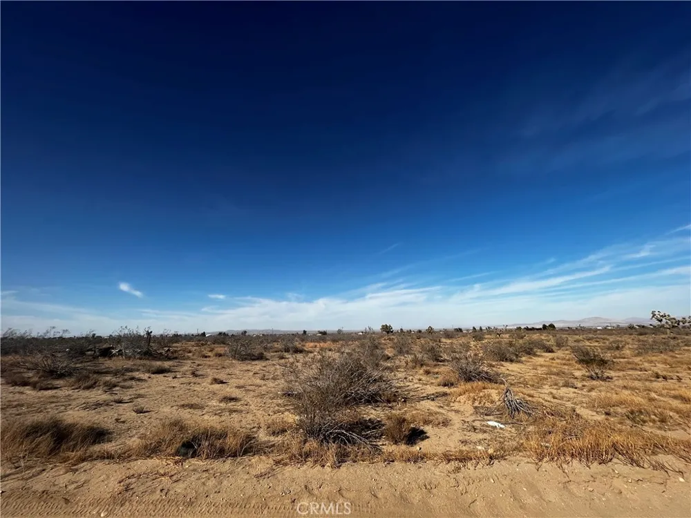 11300 Caughlin Road Phelan, CA 92371